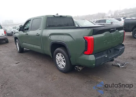 2022 Toyota Tundra Sr5 z USA, uszkodzony, nr VIN 5TFLA5EC3NX009641